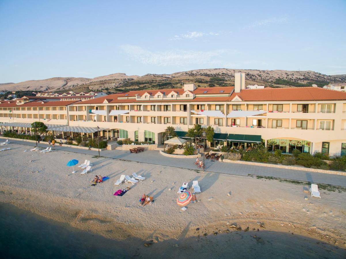 Family Hotel Pagus Паг Экстерьер фото